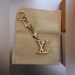 Louis vuitton keychain Authentic